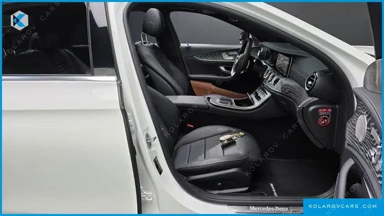 MERCEDES E-CLASS E350 4MATIC AMG LINE