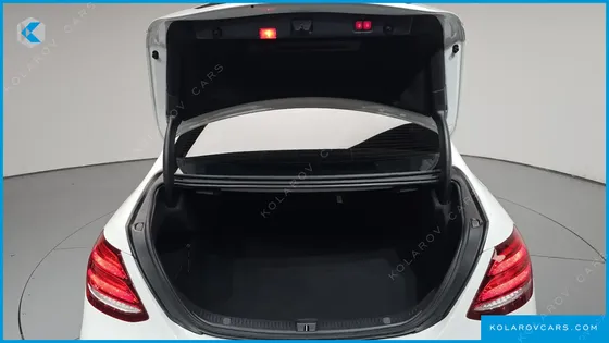 MERCEDES E-CLASS E300 AMG LINE
