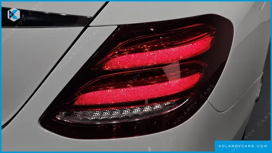 MERCEDES E-CLASS E300 AMG LINE