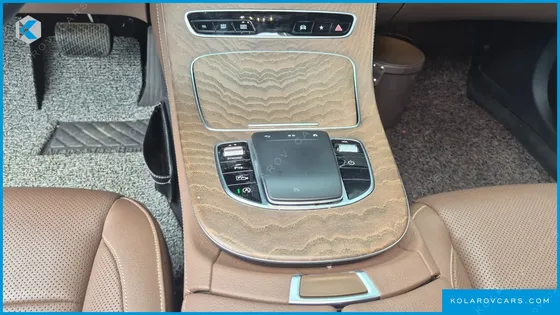 MERCEDES E-CLASS E220D 4MATIC EXCLUSIVE