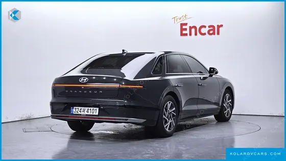 HYUNDAI GRANDEUR PREMIUM