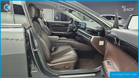 HYUNDAI GRANDEUR PREMIUM