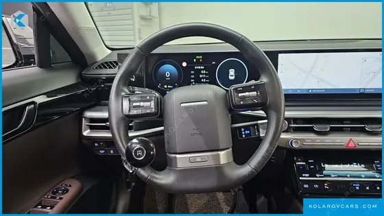 HYUNDAI GRANDEUR PREMIUM