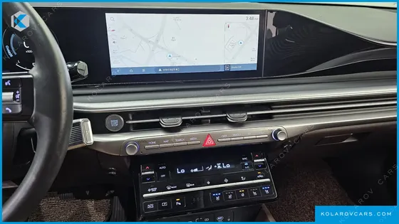 HYUNDAI GRANDEUR PREMIUM