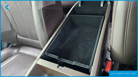 HYUNDAI GRANDEUR PREMIUM