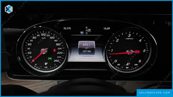 MERCEDES E-CLASS E220D 4MATIC EXCLUSIVE