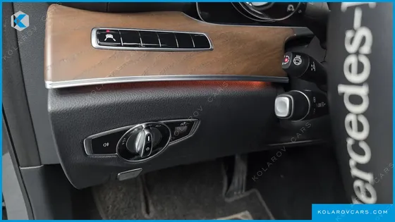 MERCEDES E-CLASS E220D 4MATIC EXCLUSIVE