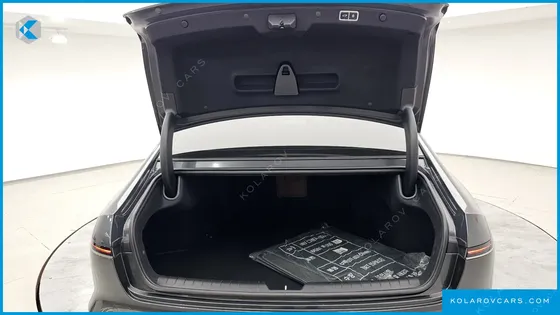 HYUNDAI GRANDEUR 2,5 GASOLINE 2WD