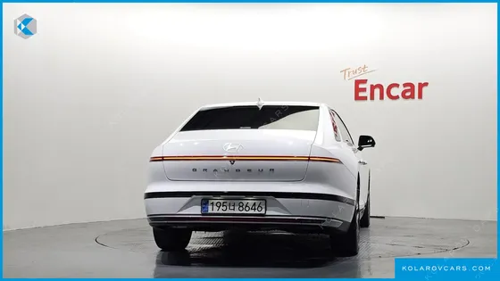 HYUNDAI GRANDEUR 2,5 GASOLINE 2WD