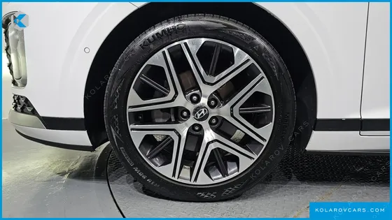 HYUNDAI GRANDEUR 2,5 GASOLINE 2WD
