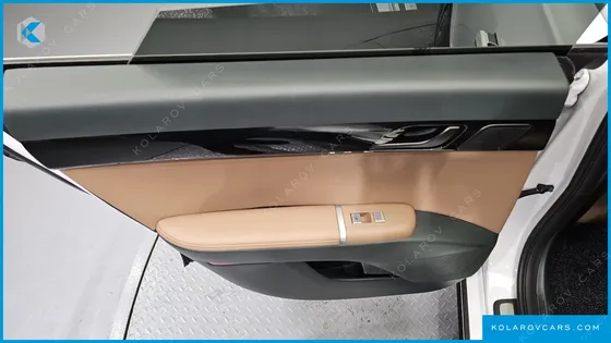 HYUNDAI GRANDEUR 2,5 GASOLINE 2WD