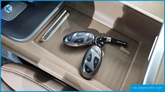 HYUNDAI GRANDEUR 2,5 GASOLINE 2WD