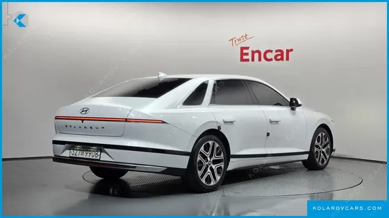 HYUNDAI GRANDEUR 2,5 GASOLINE 2WD
