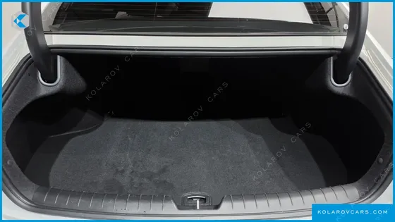 HYUNDAI GRANDEUR 2,5 GASOLINE 2WD