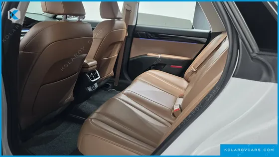 HYUNDAI GRANDEUR 2,5 GASOLINE 2WD