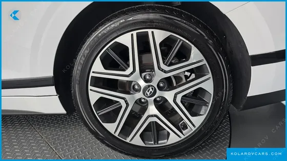 HYUNDAI GRANDEUR 2,5 GASOLINE 2WD