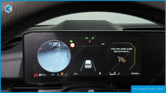 KIA CARNIVAL GASOLINE 7-SEATER GRAVITY