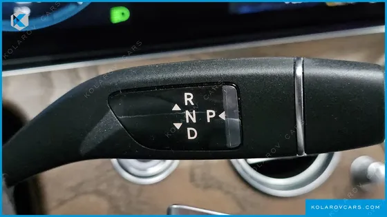 MERCEDES E-CLASS E300E 4MATIC EXCLUSIVE
