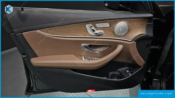 MERCEDES E-CLASS E300E 4MATIC EXCLUSIVE