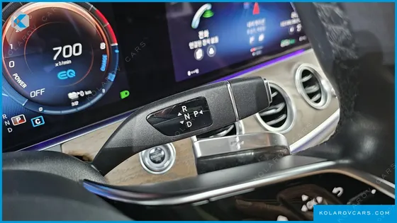MERCEDES E-CLASS E300E 4MATIC EXCLUSIVE
