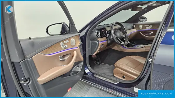 MERCEDES E-CLASS E300E 4MATIC EXCLUSIVE