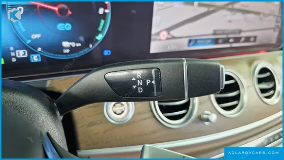 MERCEDES E-CLASS E300E 4MATIC EXCLUSIVE