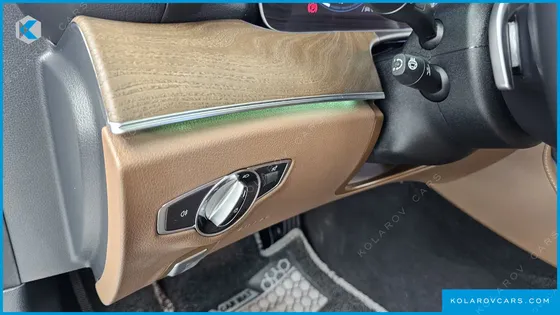 MERCEDES E-CLASS E300E 4MATIC EXCLUSIVE