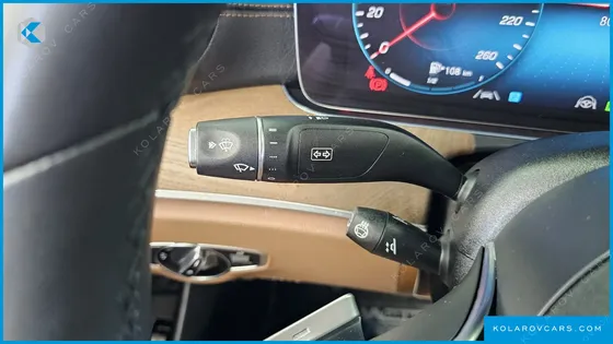 MERCEDES E-CLASS E300E 4MATIC EXCLUSIVE