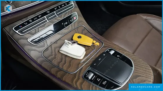 MERCEDES E-CLASS E300E 4MATIC EXCLUSIVE