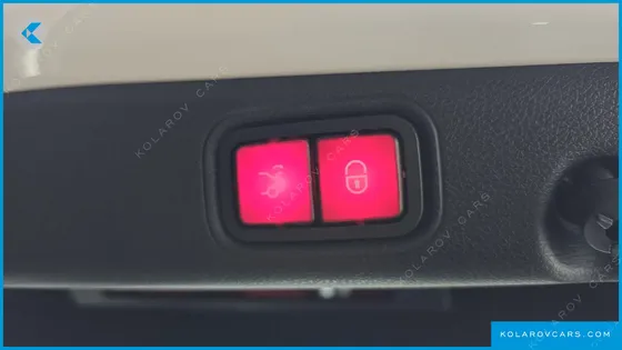 MERCEDES E-CLASS E300E 4MATIC EXCLUSIVE