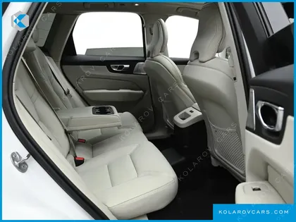 VOLVO XC60 T8 ULTRA BRIGHT