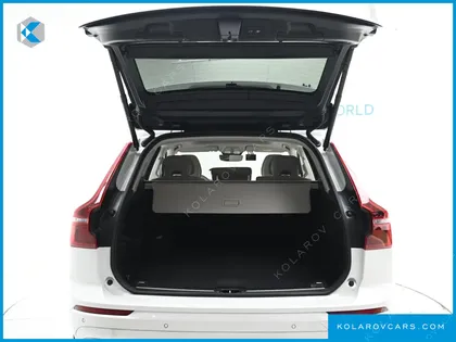 VOLVO XC60 T8 ULTRA BRIGHT