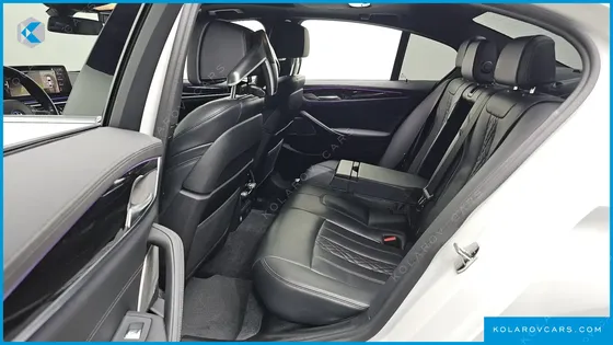 BMW 5 SERIES 530E M SPORT