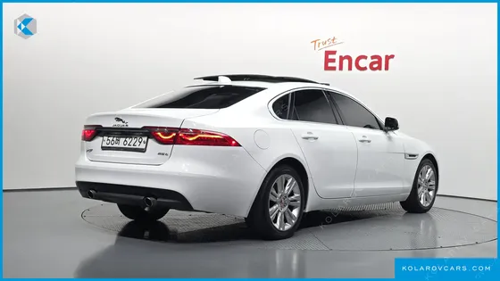JAGUAR XF 25T PORTFOLIO