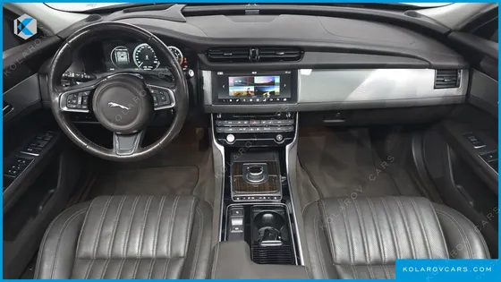 JAGUAR XF 25T PORTFOLIO