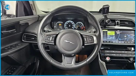 JAGUAR XE 20T PRESTIGE