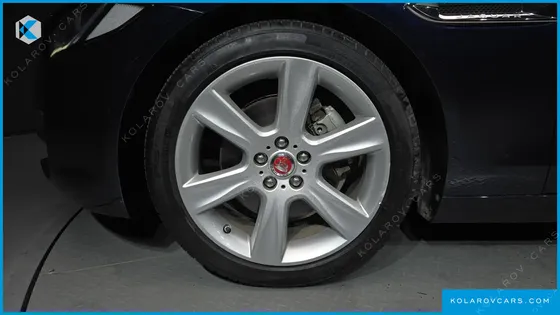JAGUAR XE 20D PORTFOLIO