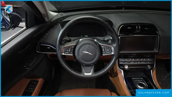 JAGUAR XE 20D PORTFOLIO