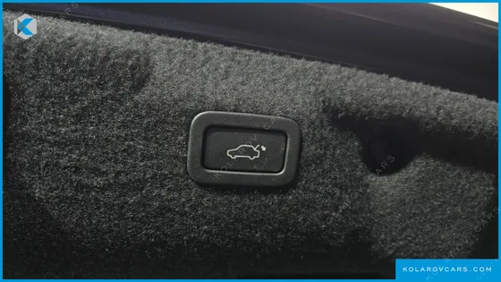 JAGUAR XE 20D PORTFOLIO