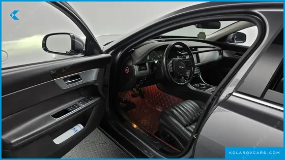 JAGUAR XF 20D PORTFOLIO