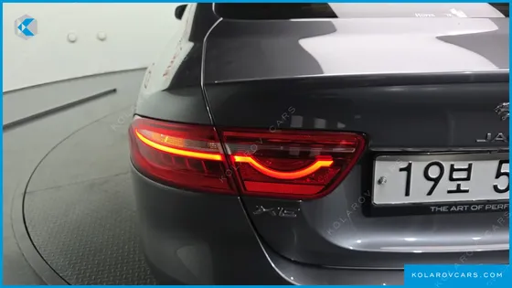 JAGUAR XE 20D PRESTIGE