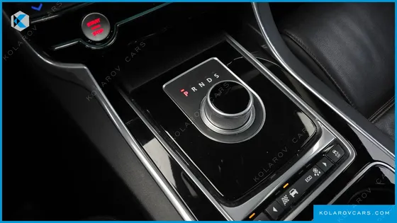 JAGUAR XE 20D PRESTIGE