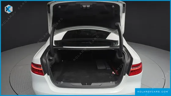 JAGUAR XE 20D PRESTIGE