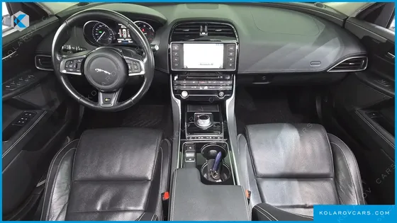 JAGUAR XE 20D R-SPORT