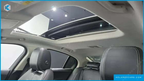 JAGUAR XE 20D R-SPORT