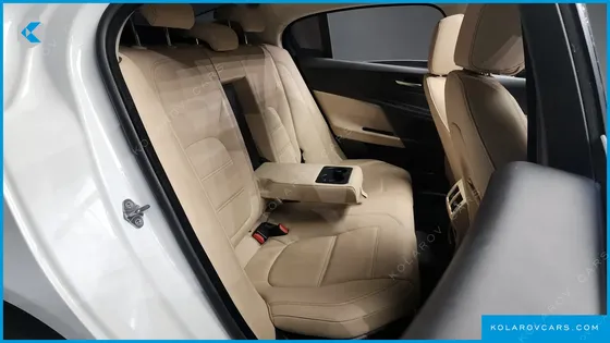 JAGUAR XE 20D PRESTIGE