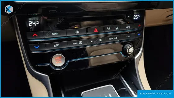JAGUAR XE 20D PRESTIGE