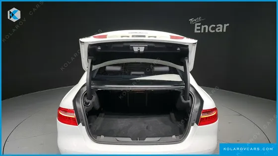 JAGUAR XE 20D PRESTIGE