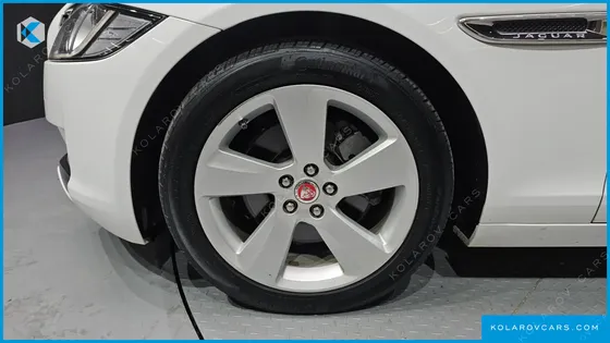 JAGUAR XF 20D PRESTIGE AWD