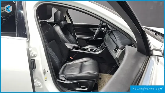JAGUAR XF 20D PRESTIGE AWD